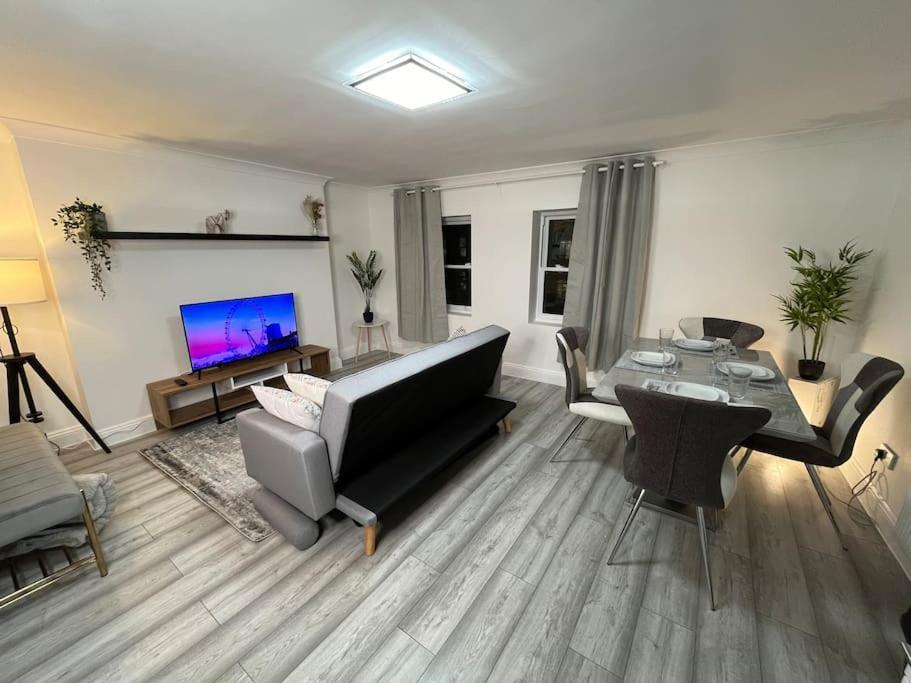 Apartament Modern & Stylish Haven In Heart Of Londyn Zewnętrze zdjęcie
