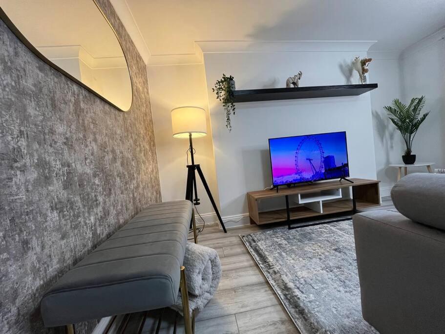 Apartament Modern & Stylish Haven In Heart Of Londyn Zewnętrze zdjęcie
